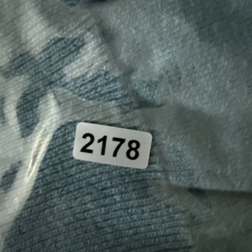J. Crew Sweater Mens Size M Blue V-Neck Knit Cotton‎ Cashmere Pullover Upscale